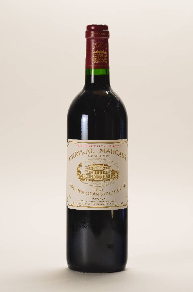 2 Flaschen 1995 Chateau Margaux, Margaux, Premier Grand Cru Classe, je ca. 75 cl, 12,5 %Vol., unverkostet, Füllstände: je ca. high fill, sehr gute ...