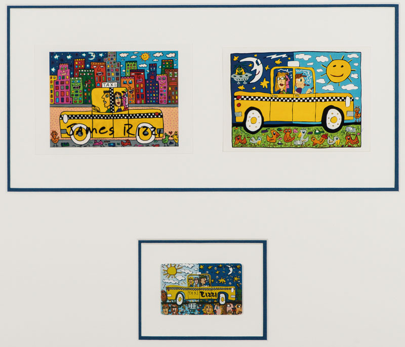James Rizzi, 1950-2011, 2 Kunstpostkarten Yellow Cab, handsign., je 10x13,5 cm, darunter Telefonkarte, handsign., unter Glas gerahmt