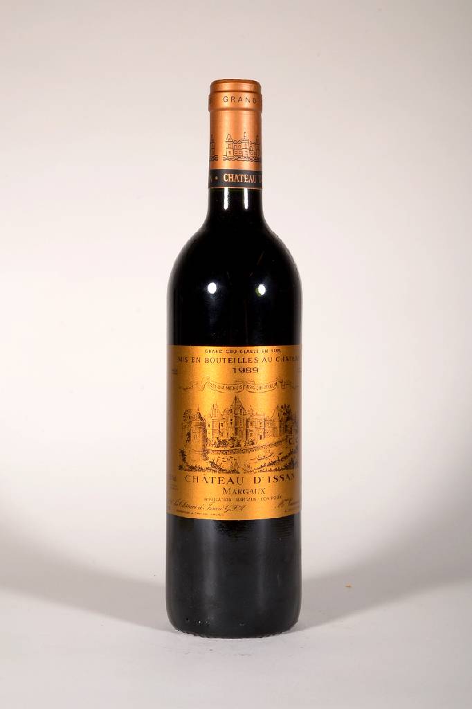 12 Flaschen 1989 Chateau D´Issan, Margaux, je ca. 75 cl, 12,5 % Vol., Füllstände: je ca. into neck bis high fill, unverkostet, sehr gute ...