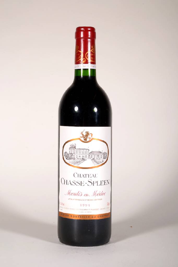 12 Flaschen 1994 Chateau Chasse Spleen, Moulis en Médoc, je ca. 75 cl, 12,5 % Vol., Füllstände: je ca. into neck, unverkostet, Etiketten und ...