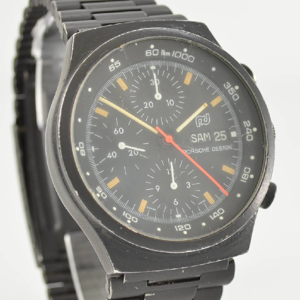 Detail e: ORFINA/PORSCHE DESIGN Herrenarmbanduhr mit Chronograph, Schweiz um 1980, Automatik, verschr. Stahlgeh. mit orig. Gliederband, beides geschwärzt, ...