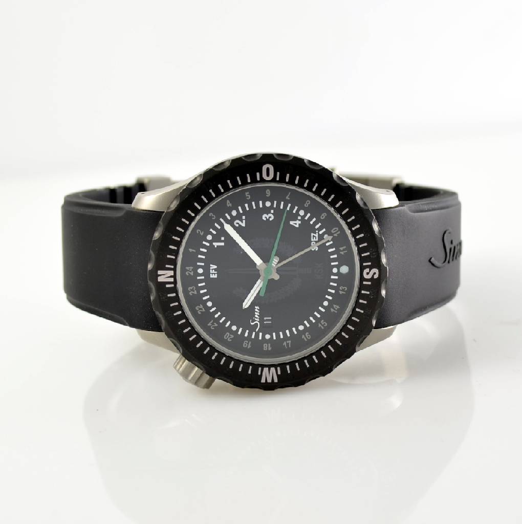 SINN seltene, auf 70 Stück limitierte Herrenarmbanduhr Modell "K212 Kommando Spezialkräfte", Automatik, hergestellt anl. 20. Jubiläum ... SINN seltene, auf 70 Stück limitierte Herrenarmbanduhr Modell "K212 Kommando Spezialkräfte", Automatik, hergestellt anl. 20. Jubiläum ...