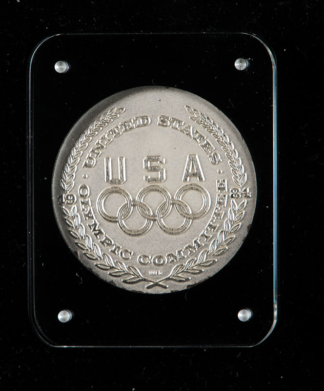 Detail e: Salvador Dali, 1904-1989, Offizielle Silbermedaillen aus Anlaß der Olympischen Spiele Los Angeles 1984, 10 Medaillen mit verschiedenen Sportmotiven ...