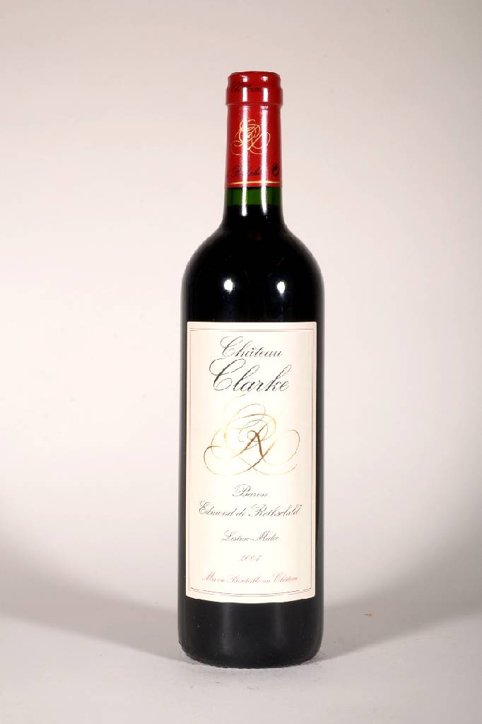6 Flaschen 2007 Chateau Clarke, Baron Edmond de Rothschild, Listrac-Medoc, je ca. 75 cl, 13 % Vol., Füllstände: je ca. into neck, unverkostet, sehr ...