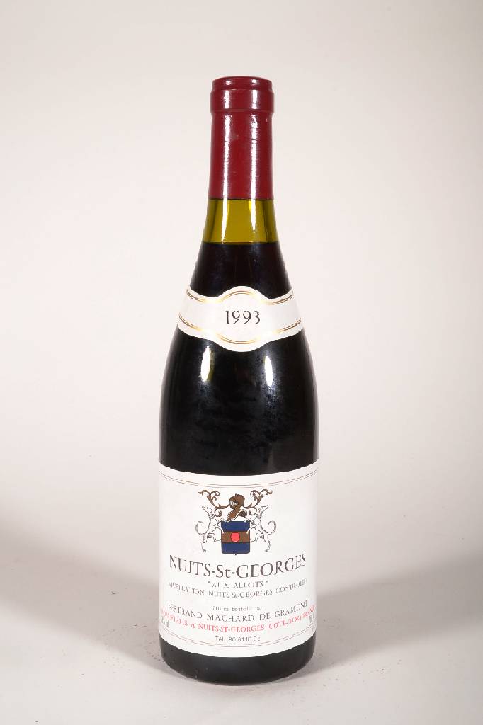 6 Flaschen 1993 Nuits-St-Georges, Aux Allots, je ca. 75 cl, 13 % Vol., Abstand zwischen Kapsel und Wein: ca. 1-2 cm, unverkostet, Etiketten z.T. l. ...