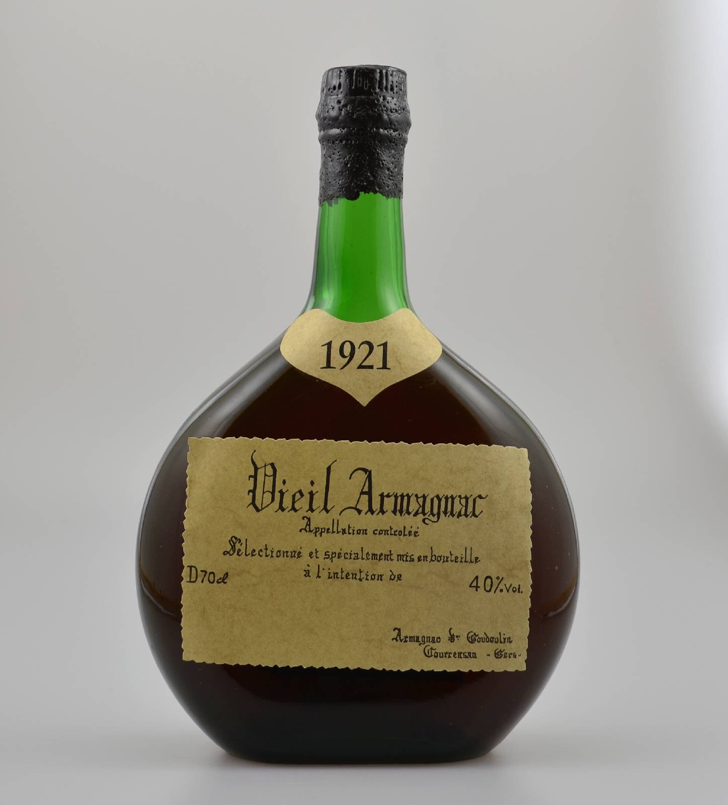 1 Flasche 1921 Armagnac Veuve J. Goudoulin, ca. 70 cl, 40 % Vol., Abstand zwischen Kapsel und Armagnac ca. 5,5 cm, unverkostet, sehr guter ...