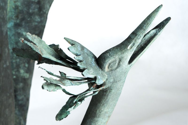 Detail a: Gotthelf Schlotter, 1922-2007, Pfau, Bronzeskulptur, grüne Patina, signiert, ca. 85x76x58 cm