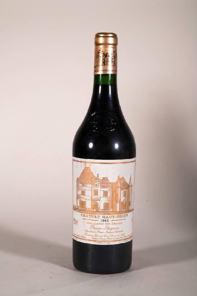Detail a: 6 Flaschen 1993 Chateau Haut Brion, Cru Classe des Graves, je ca. 75 cl, 12,5 % Vol., Abstand zwischen Kapsel und Wein: ca. 0,5-1 cm, unverkostet, ...