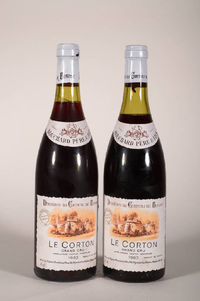 2 Flaschen Bouchard Pere & Fils Le Corton, Grand Cru, je ca. 75 cl, Abstand zwischen Kapsel und Wein: ca. 1,5-3,5 cm, unverkostet, sehr gute ...
