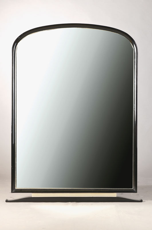 Großer Art-Deco-Spiegel, wohl Frankreich, 25er Jahre, fac. Spiegelglas, Rundbogen, Sockelfuß l. ausgeschweift, ca. 163x122x47 cm
