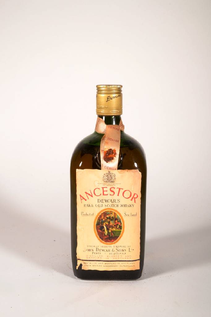 1 Flasche Ancestor Dewar´s Rare old Scotch Whisky, unverkostet, Abstand zwischen Kapsel und Whisky: ca. 2,5 cm, Whisky sehr wahrscheinlich in den ...