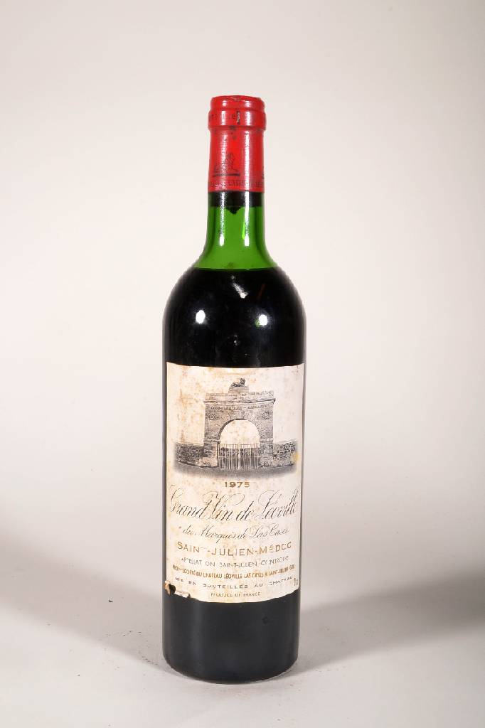 1 Flasche 1975 Grand Vin de Leoville du Marquis de las Cases, Saint-Julien, ca. 73 cl, Füllstand: ca. upper mid shoulder, unverkostet, Etikett ...