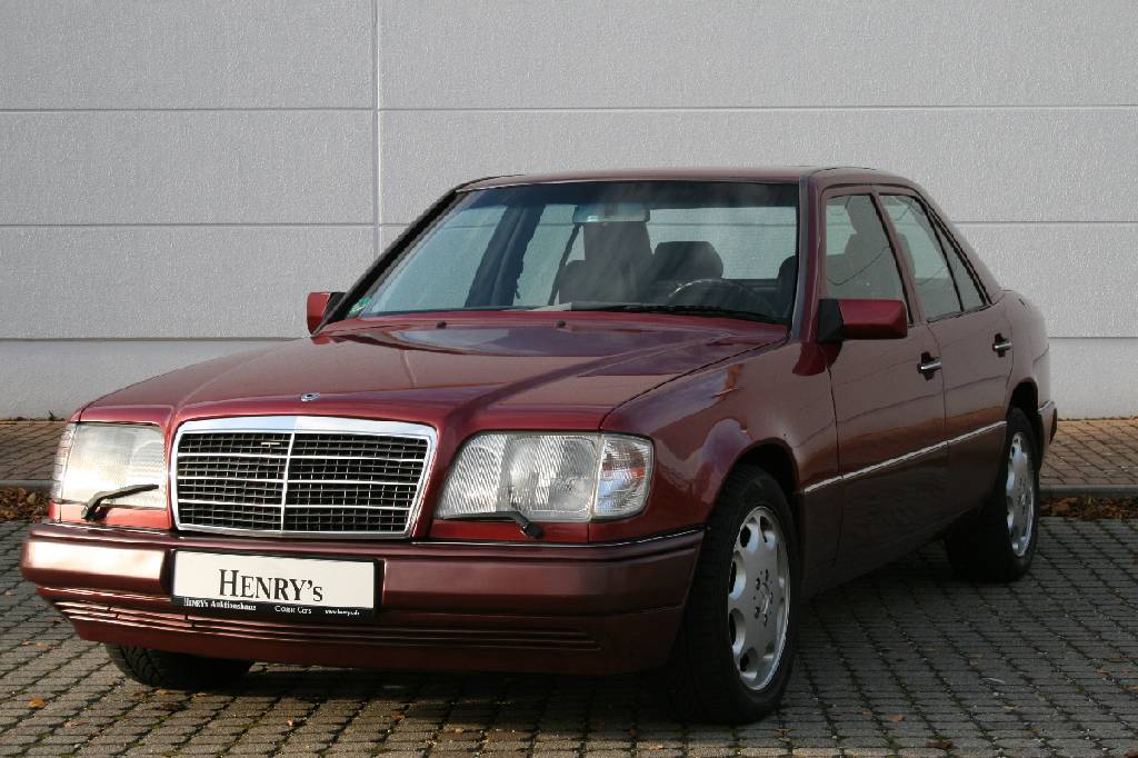 Mercedes-Benz E 420 W 124, Fahrgestellnummer: WDB1240341C056552, EZ 10/1993, Laufleistung ca. 172.537 km, HU 09/2019, 205 kW/ 279 PS, 8-Zylinder, ...