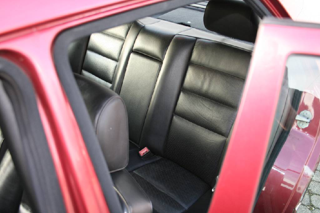 Detail f: Mercedes-Benz E 420 W 124, Fahrgestellnummer: WDB1240341C056552, EZ 10/1993, Laufleistung ca. 172.537 km, HU 09/2019, 205 kW/ 279 PS, 8-Zylinder, ...