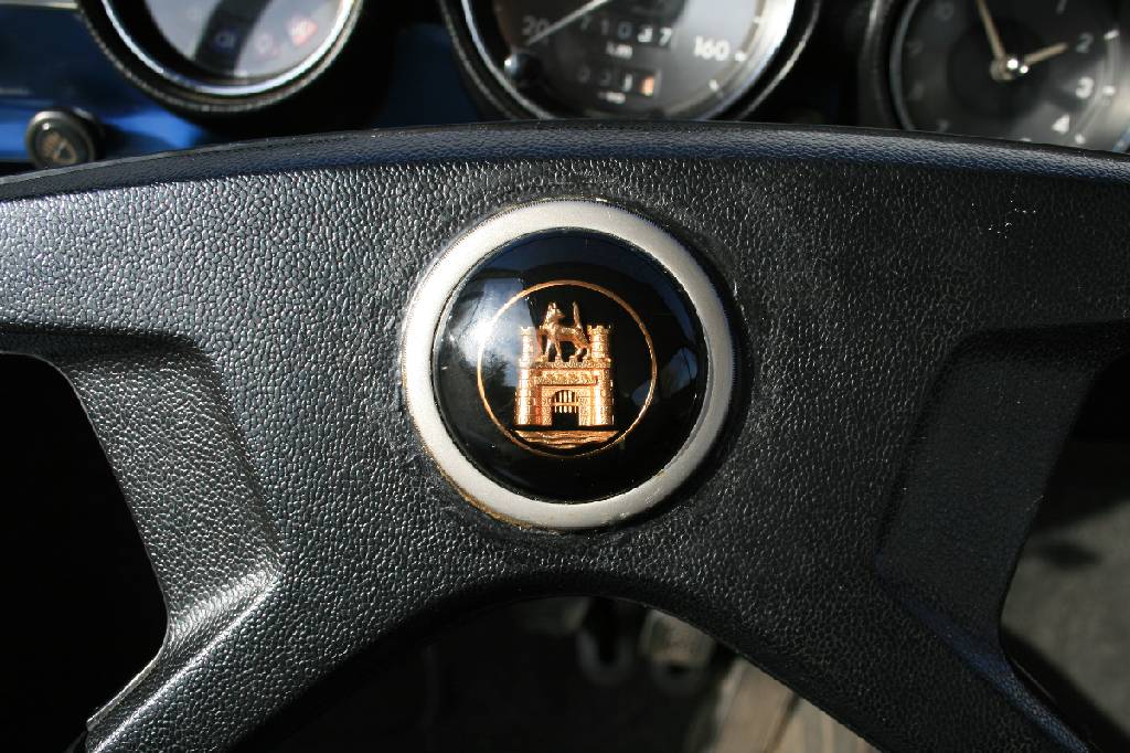 Detail i: Volkswagen Typ 3 1600L, Fahrgestellnummer: 3122048561, EZ 11/1971, Laufleistung ca. 71.037 km abgelesen, H-zulassungsfähig, 40 kW/ 54 PS, ...