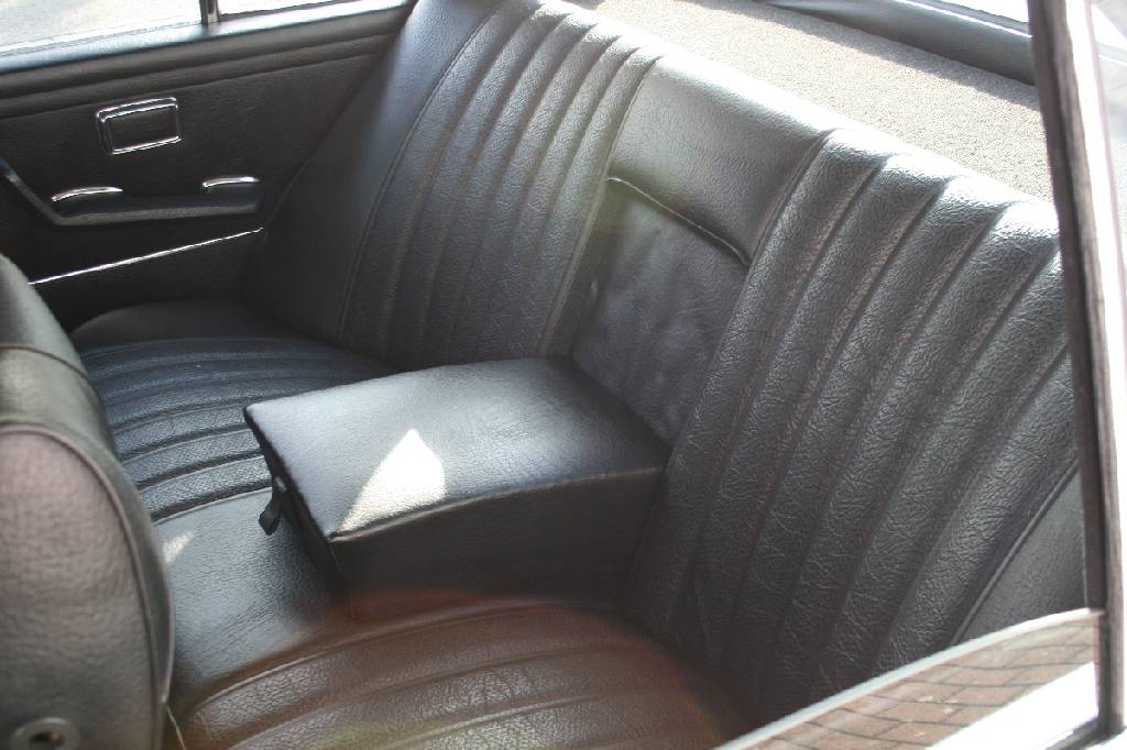 Detail i: Mercedes-Benz 280 SE W 108, Fahrgestellnummer: 10801812031360, EZ 12/1971, Laufleistung ca. 32.856 miles abgelesen, H-zulassungsfähig, 118 kW/ 160 ...