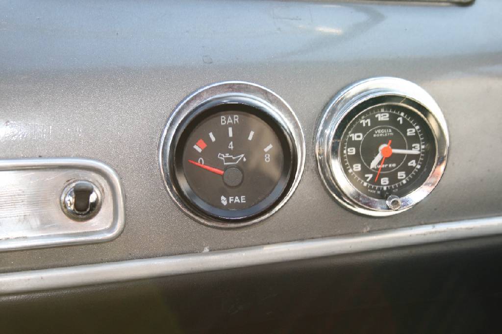 Detail h: Seat 600 Abarth Recreation, Fahrgestellnummer: BE-096033, EZ 05.1971, Laufleistung ca. 3.909 km abgelesen, H- zulassungsfähig, ca. 52 kW/ 71 PS, ...