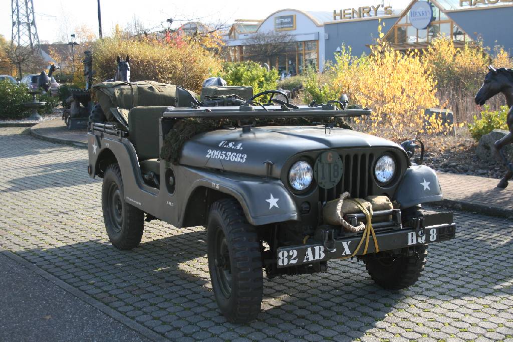 Detail a: Jeep Willys Overland M38 A1, Fahrgestellnummer: 200653, BJ 1953, Laufleistung ca. 75.245 miles abgelesen, H- zulassungsfähig, 44 kW/ 60 PS, ...