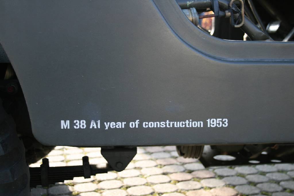 Detail f: Jeep Willys Overland M38 A1, Fahrgestellnummer: 200653, BJ 1953, Laufleistung ca. 75.245 miles abgelesen, H- zulassungsfähig, 44 kW/ 60 PS, ...