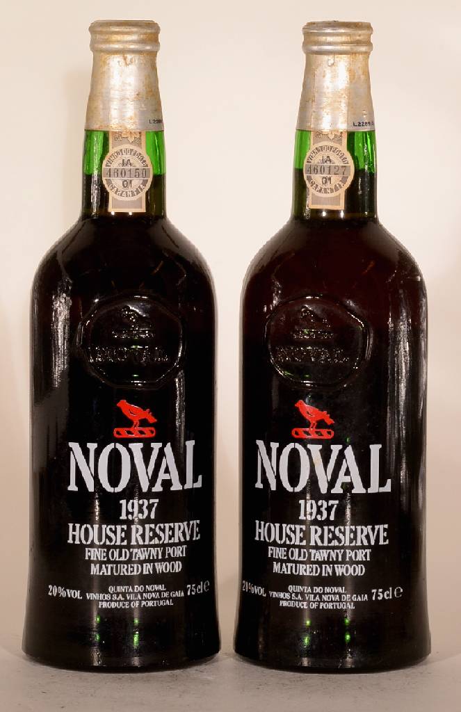 2 Flaschen 1937 Noval House Reserva, Fine Old Tawny, Quinta do Noval, je. ca. 75 cl, 20 % Vol., Füllstände: je ca. into neck, unverkostet, sehr ...
