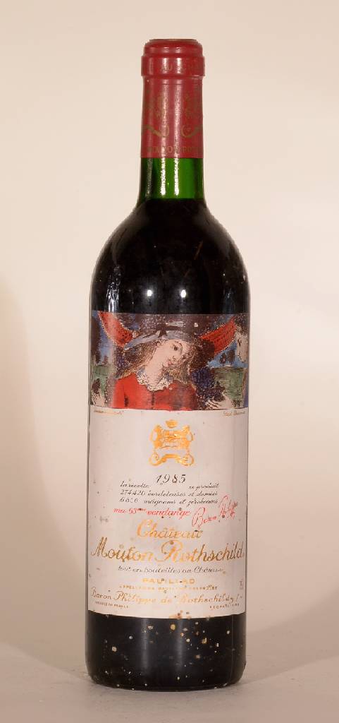 1 Flasche 1985 Chateau Mouton Rothschild, Pauillac, Premier Grand Cru Classe, ca. 75 cl,Füllstand: ca. into neck, unverkostet, Etikettund Flasche l. ...