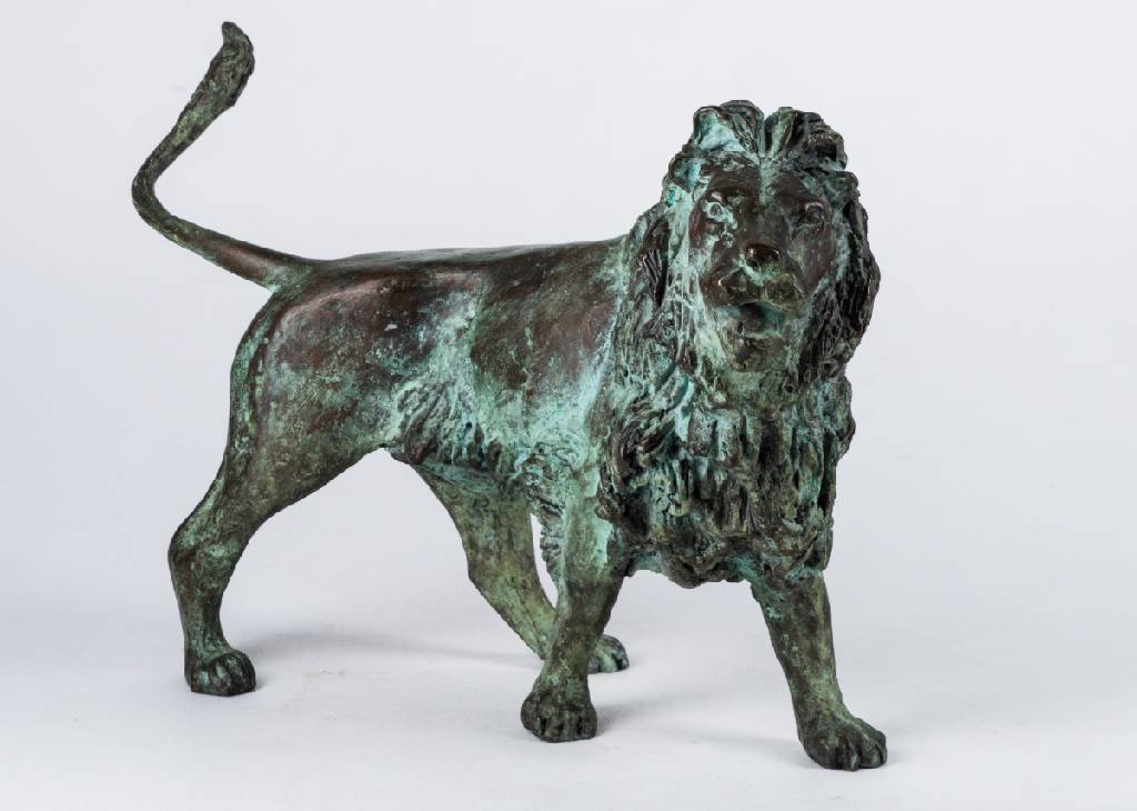 Kurt Arentz, 1934-2014, Löwe, Bronzeskulptur, grüne Patina, sign., num. 10/12, ca. 27x39 cm