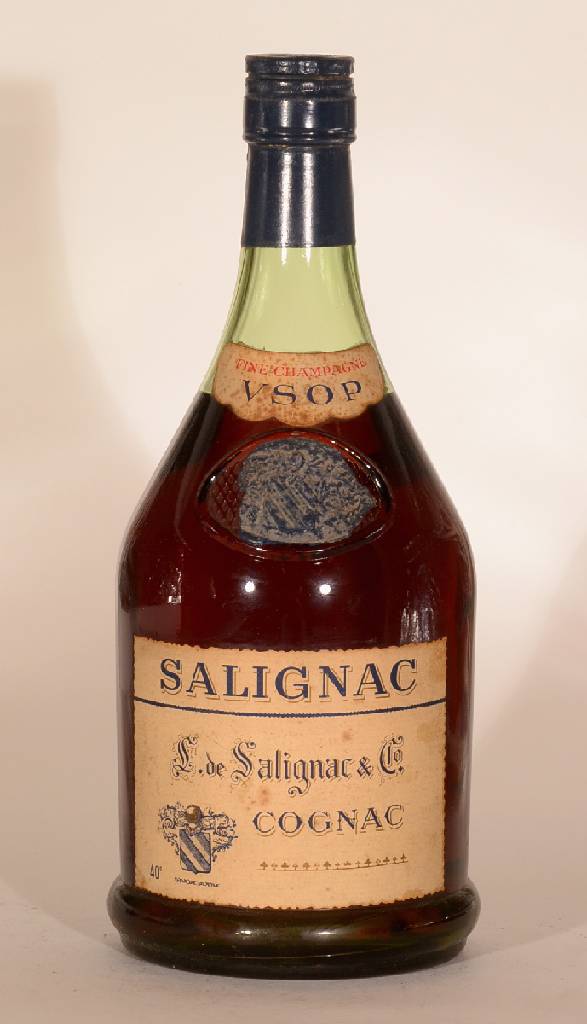 1 Flasche Salignac Cognac, sehr wahrscheinlich in den 60er Jahren in die Flasche abgefüllt, Fine Champagne, ca. 3L, 40 % Vol., unverkostet, Abstand ...
