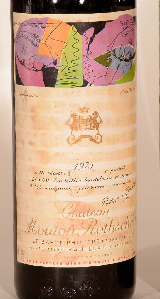 Detail a: 3 Flaschen 1975 Chateau Mouton Rothschild, Pauillac, je ca, 75 cl, Füllstände: mid shoulder bis upper mid shoulder, unverkostet, Etiketten fleckig ...