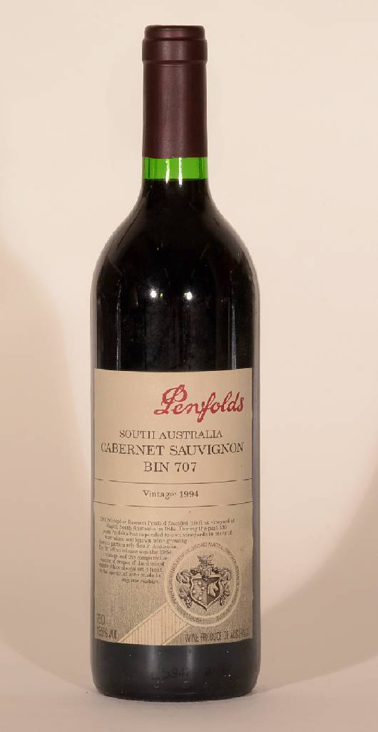 1 Flasche 1994 Penfolds Cabernet Sauvignon Bin 707, ca. 75 cl, 13,5 % Vol., Füllstand: ca. into neck, unverkostet, sehr guter Erhaltungszustand, ...