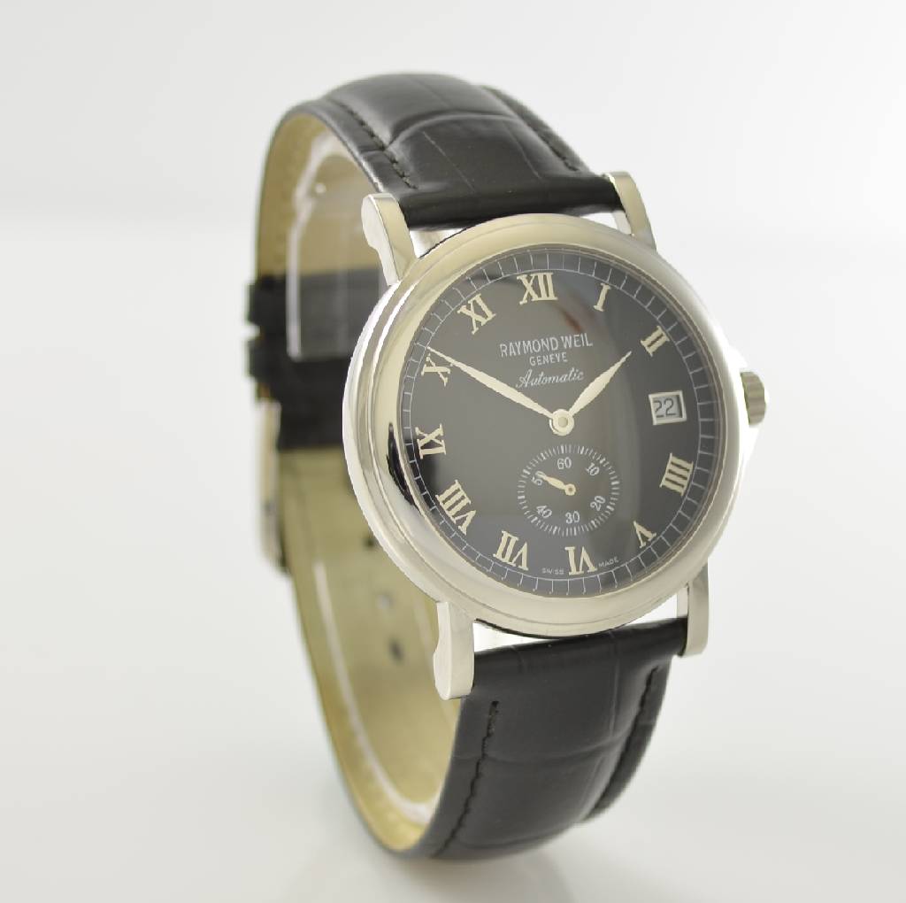 Detail d: RAYMOND WEIL Maestro Herrenarmbanduhr in Stahl, Schweiz um 2010, Automatik, beids. vergl. Geh., Boden aufgedr., schwarzes Zifferbl. m. aufges. silb. ...