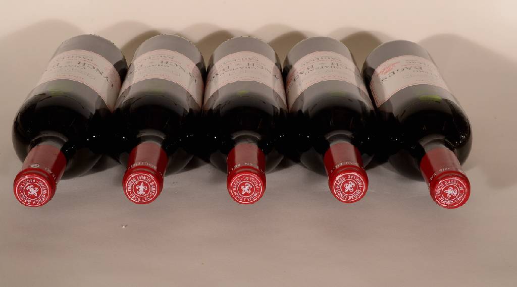 Detail a: 5 Flaschen 2000er Chateau Lynch Bages, Pauillac, Grand Cru Classé, je ca. 75 cl, 13 %Vol., unverkostet, Füllstände: je ca. into neck, ...