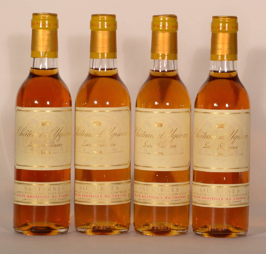 4 Flaschen 1990 Chateau d'Yquem Sauternes, 1er Cru Classé, je ca. 0,375 L, 13 % Vol., unverkostet, Füllstände: je into neck, hervorragende ...