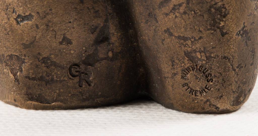 Detail d: Gernot Rumpf, geb. 1941, Einhorn- Frauenbüste, zweiteilige Bronzeskulptur, Unikat, monogram., mit Gießerstempel, Höhe der Frauenbüste 12 cm, ...