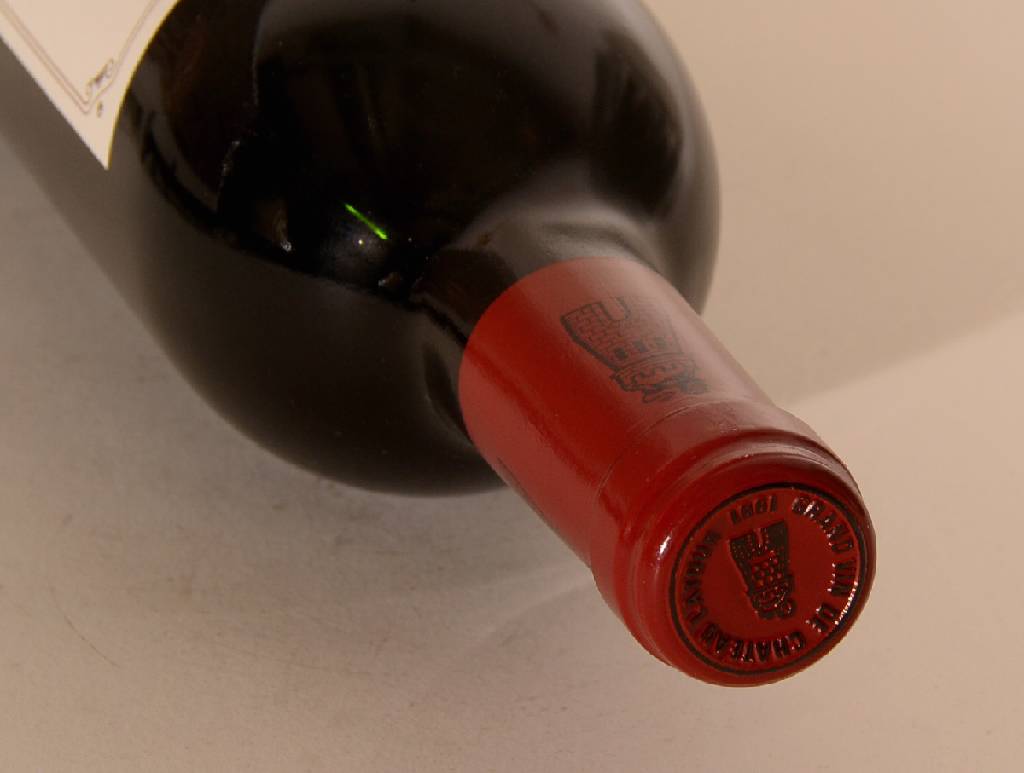 Detail a: 1 Flasche 1991 Chateau Latour, Pauillac, Premier Grand Cru Classe, ca. 75 cl,12,5 % Vol., Füllstand: ca. into neck, unverkostet, sehr guter ...