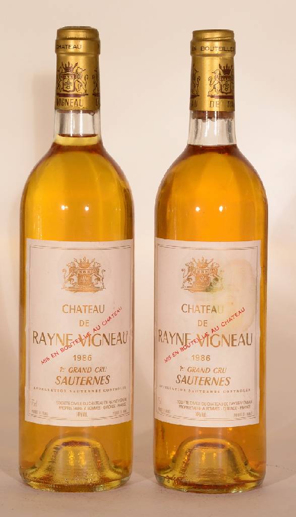 2 Flaschen 1986 Chateau De Rayne Vigneau Sauternes, Premier Grand Cru, je ca. 75 cl, 14 % Vol., Füllstände: je ca. into neck, unverkostet, sehr ...