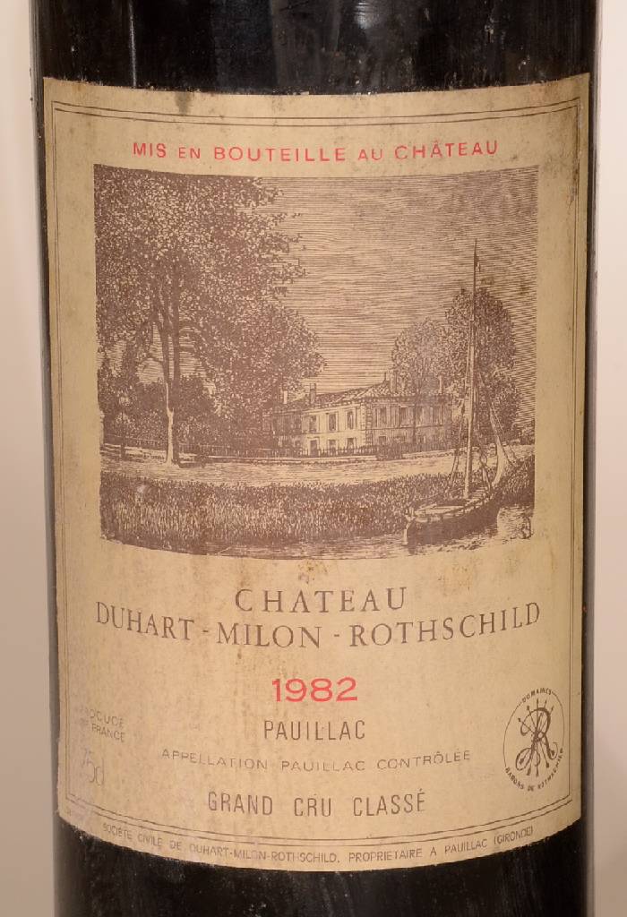 Detail b: 2 Flaschen 1982 Chateau Duhart-Milon -Rothschild, Pauillac, Grand Cru Calsse, je ca. 75 cl, Füllstände: je ca. into neck, unverkostet, Etiketten l. ...