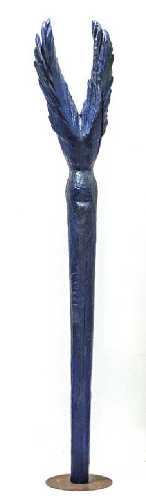 Gabriele von Lutzau, geb. 1954 Wolfsburg, Blauer Wächter, Holzskulptur, 1954, H. 230 cm