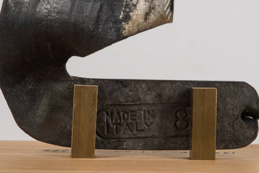 Detail c: Enzo Mari, geb. 1932 Italien, 1968 Teilnahme an 4. Documenta in Kassel, Professur für Design, Bildende Kunst und visuelle Kommunikation in Mailand ...
