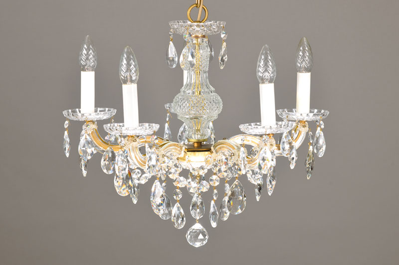Glaslüster, wohl Italien, um 50/60er Jahre, 5 Brennstelle, H. ca. 91 cm, Sh. ca. 52 cm