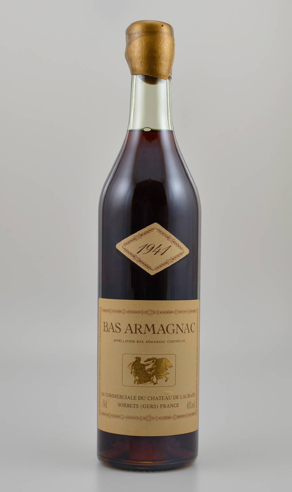 1 Flasche 1941 Chateau de Laubade Bas-Armagnac ca. 70 cl, 40 % Vol., Abstand zwischen Kapselwachs und Armagnac ca. 3 cm, unverkostet, sehr guter ...