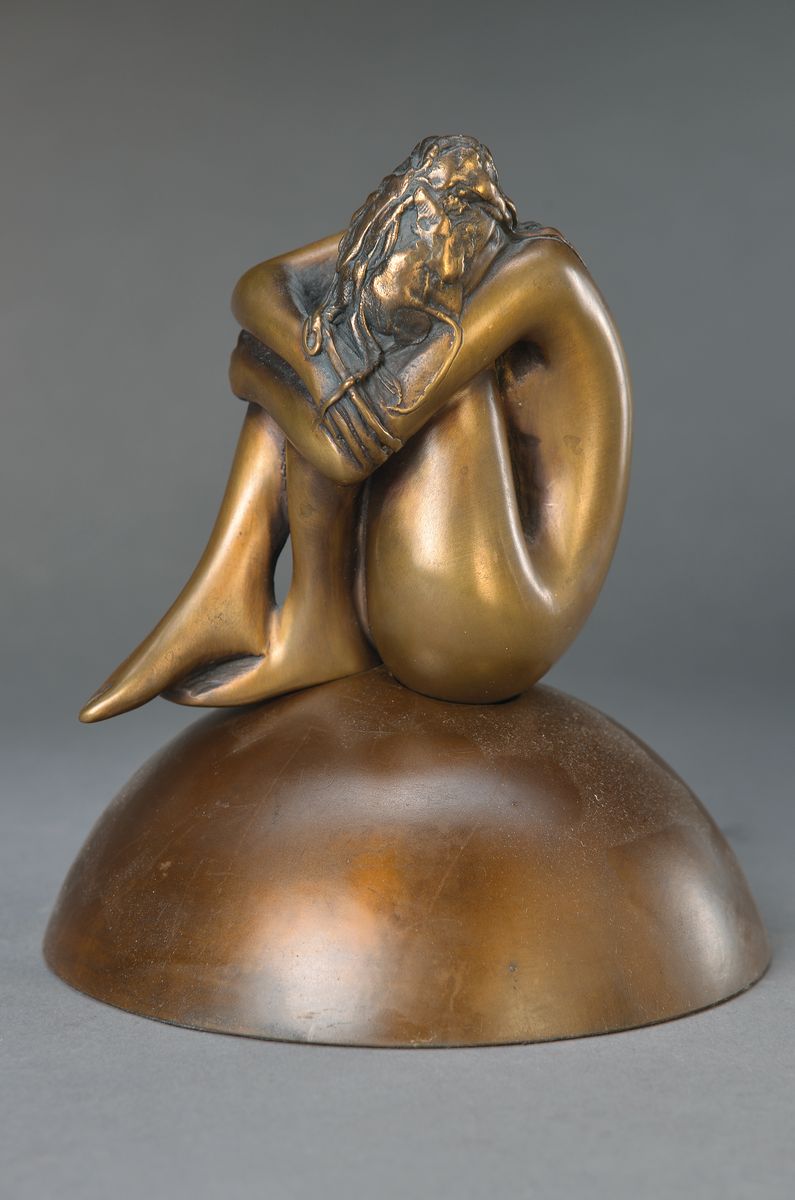 Bruno Bruni, geb. 1935 Gradara, La Felicita, zweiteilige Bronzeskulptur, Sockel aus polymer gebundener Bronze, sign., num. 395/5000, H. 20x15 cm