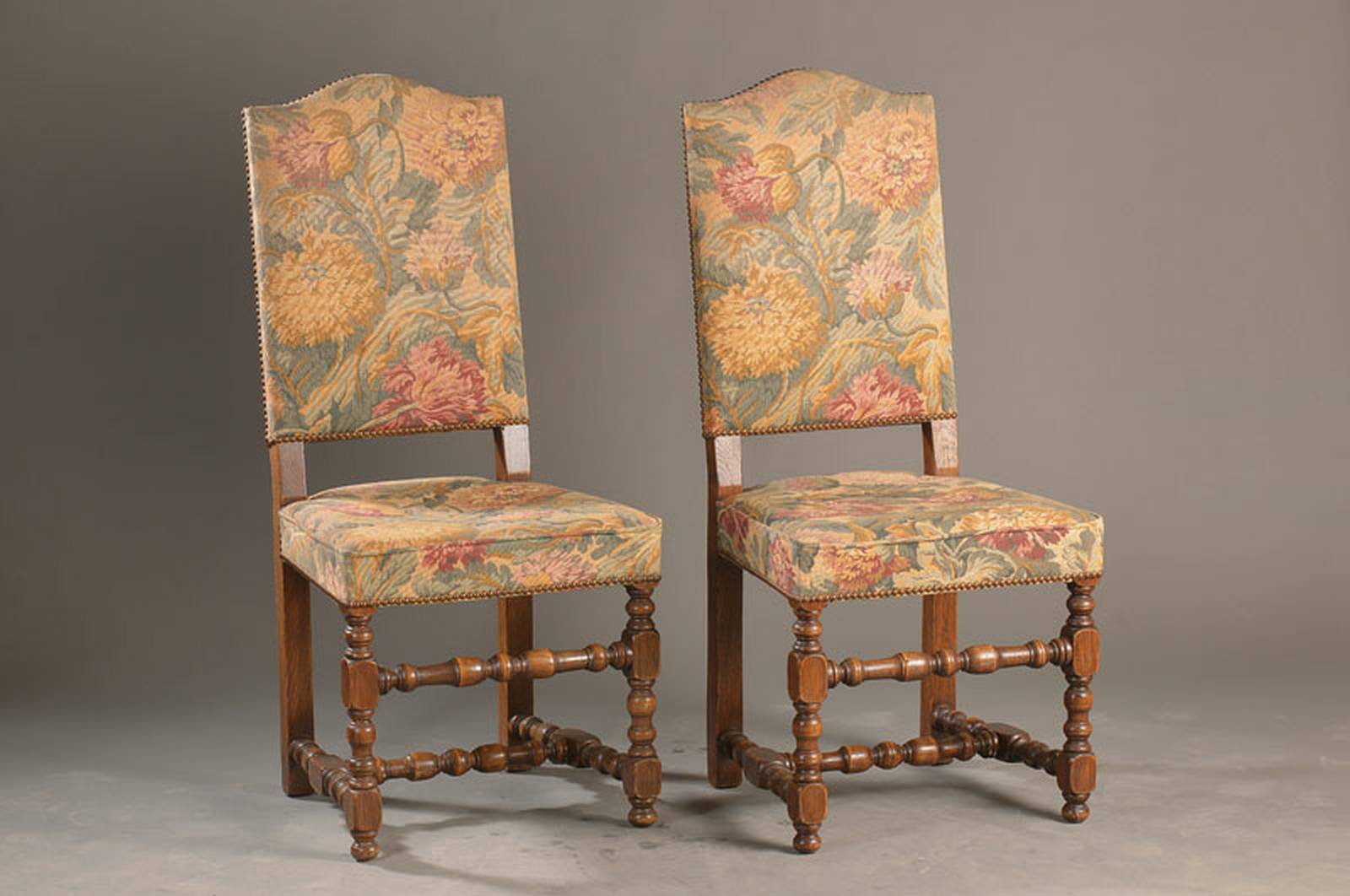 6er Satz Stühle im Danziger-Barockstil, um 1880, Eiche massiv, stiltypischer Vollbezug grob gestickt nach altem Vorbild, Holzteile gedrechselt, ...