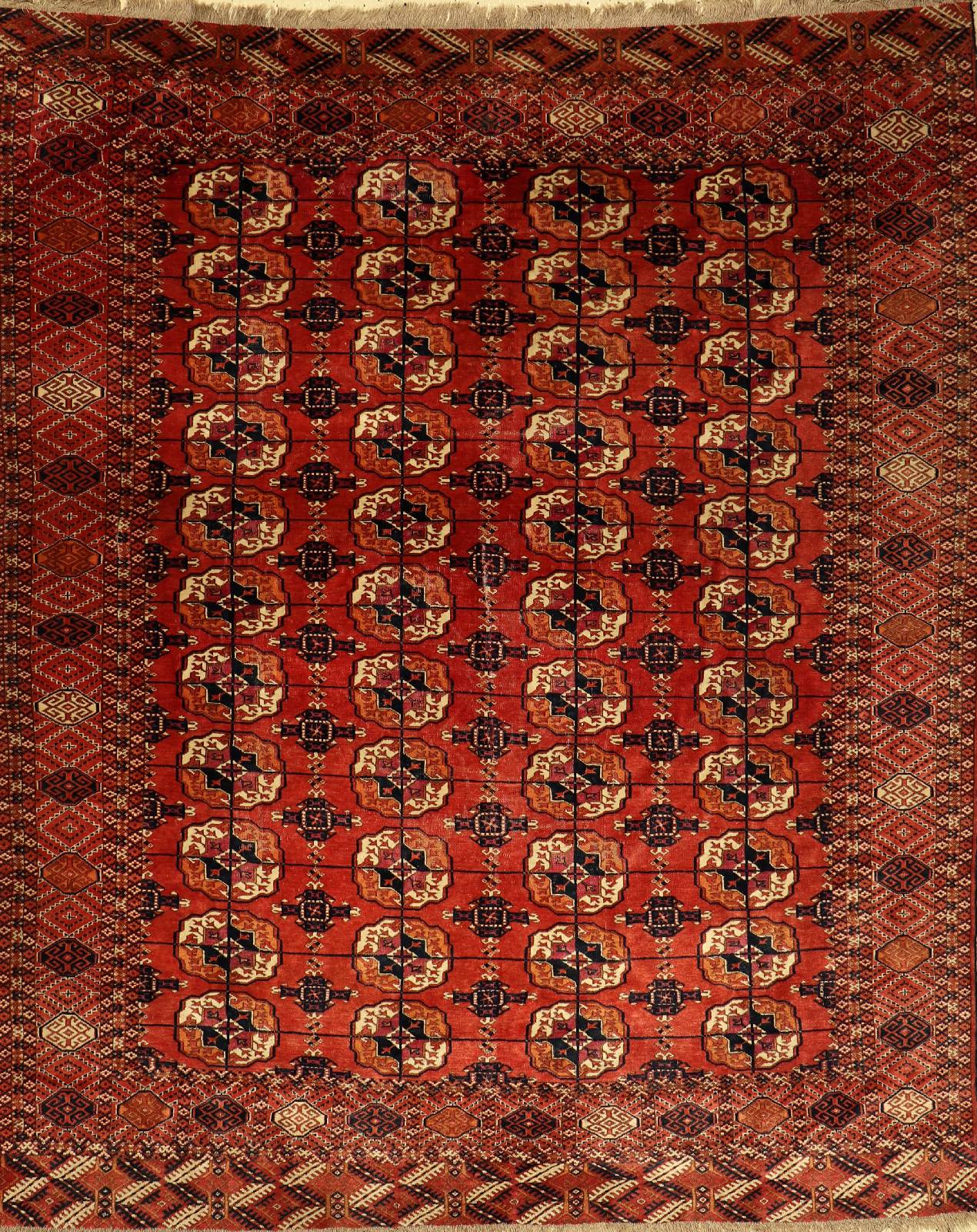 Bochara, Russland, um 1930, Wolle auf Wolle, ca. 243 x 203 cm, EHZ: 3-4