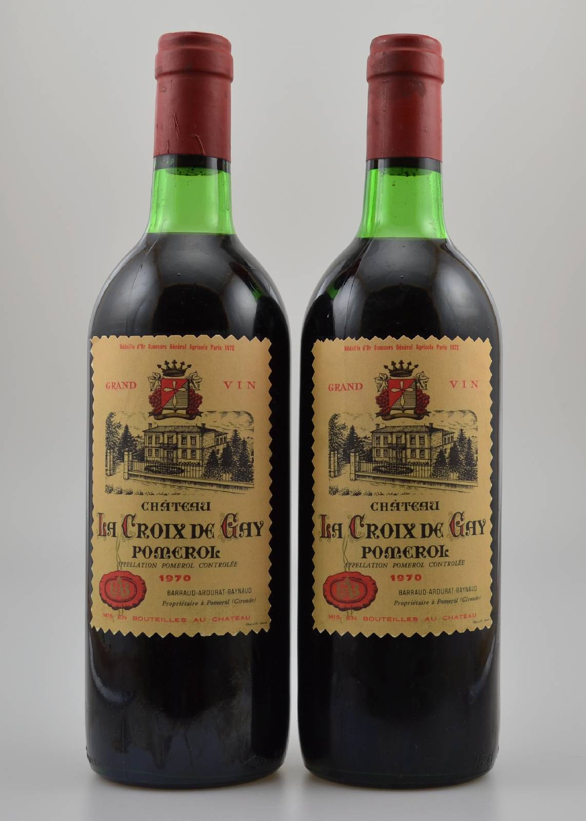 2 Flaschen 1970 Chateau La Croix de Gay, Pomerol, Füllstand: je ca. top shoulder, sehr guter Erhaltungszustand, unverkostet, sammelwürdig