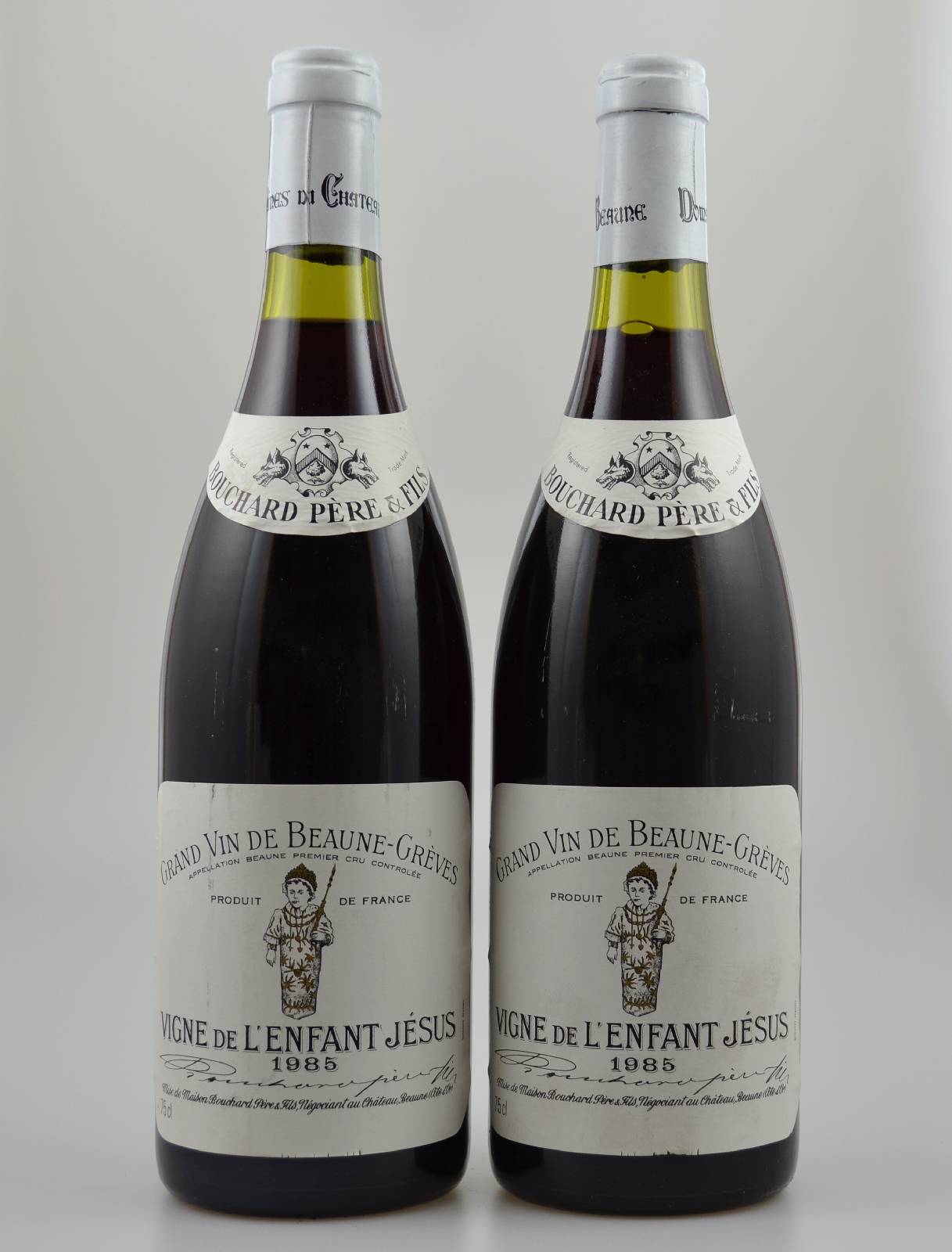 2 Flaschen 1985 Bouchard Pere & Fils Vigne de L'enfant Jesus, Beaune Premier cru, je ca. 75 cl, Abstand zwischen Kapsel und Wein: ca. 1,5 cm, ...