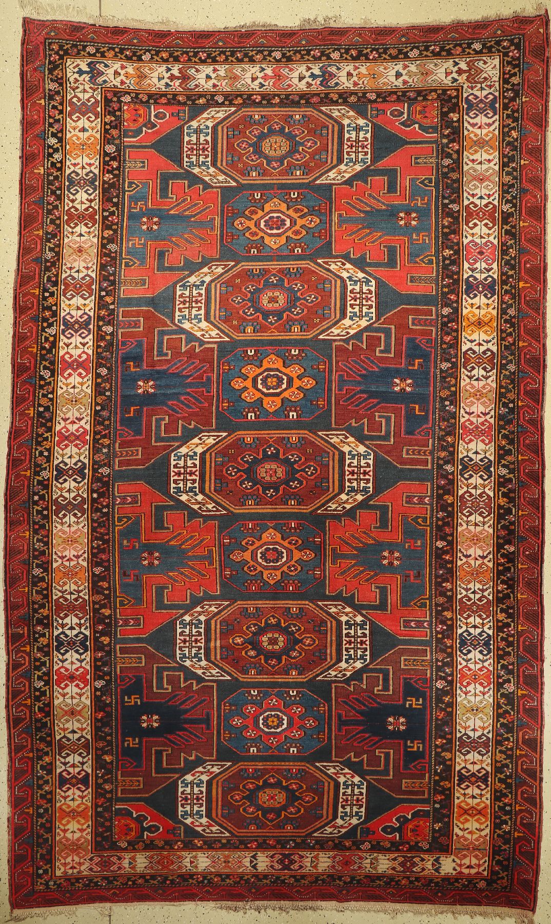 Kuba Shirvan, Kaukasus, um 1930, Wolle auf Wolle, ca. 370 x 225 cm, EHZ: 3-4