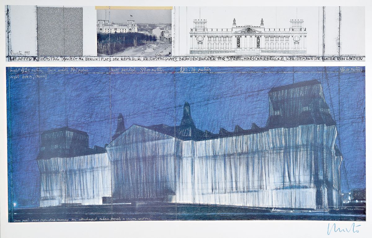 Christo, geb. 1935, Wrapped Reichstag, Farboffset, handsign., Blattgr. 70x100 cm, leichte knicke zusehen