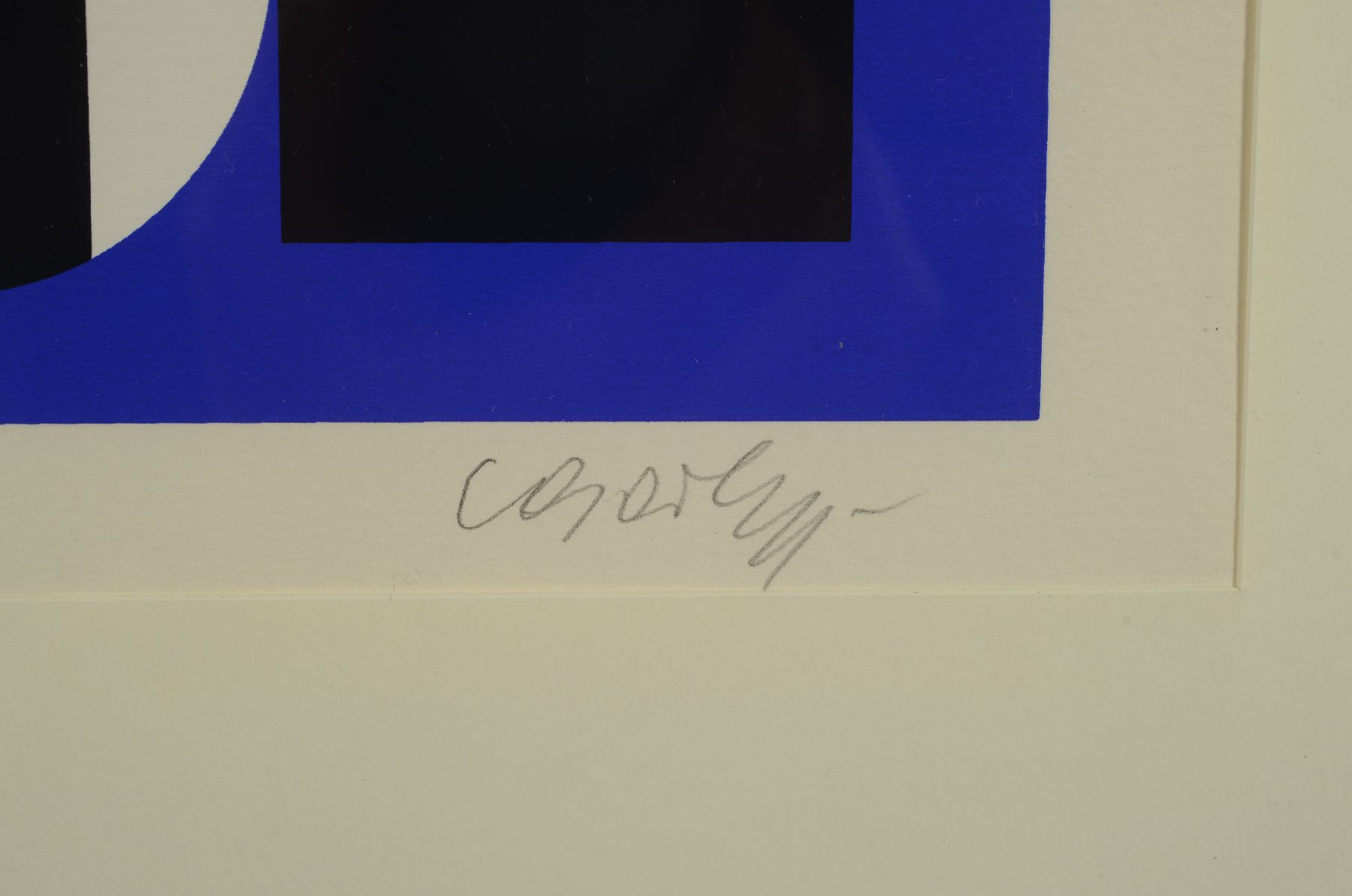 Detail b: Victor Vasarely, 1906-1997, Komposition, Farbserigraphie, handsign., num. 91/250, ca. 27x19 cm, unter Glas gerahmt, gesamt 51x41 cm