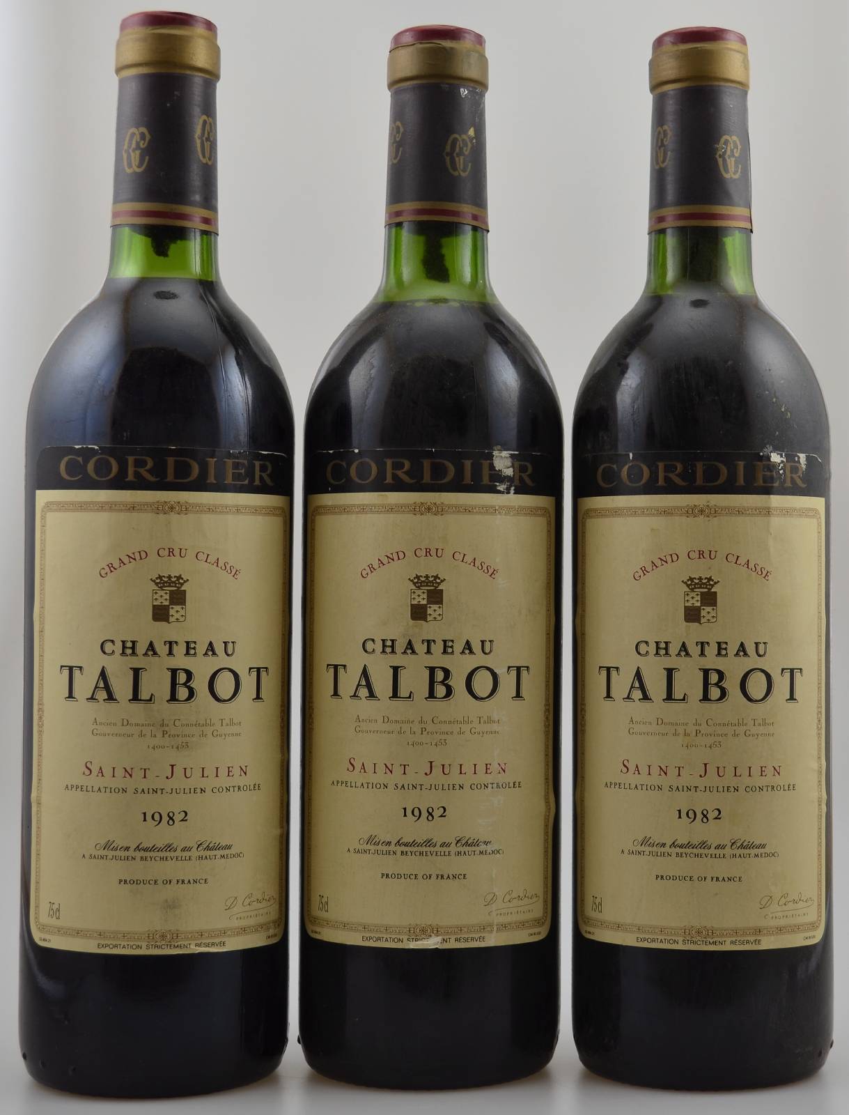 3 Flaschen 1982 Chateau Talbot, Saint-Julien Grand Cru Clssee, je ca. 75 cl, Füllstände: je ca. top shoulder, Etiketten min. besch., unverkostet