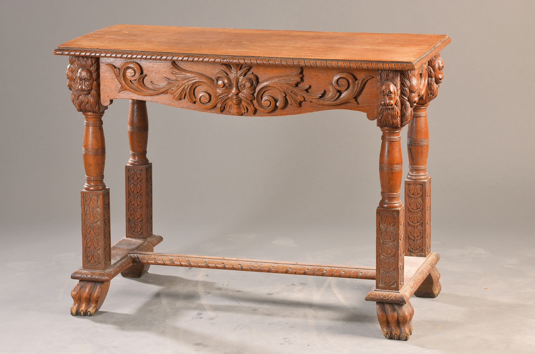 Konsole im Barockstil, wohl Belgien / Holland , um 1880, Eiche massiv, historisierend, Tischzarge mit Fratze, links Geheimschub, ca. 76x100x51 cm
